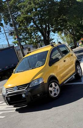 VOLKSWAGEN CROSSFOX 1.6 MI FLEX 8V 4P MANUAL